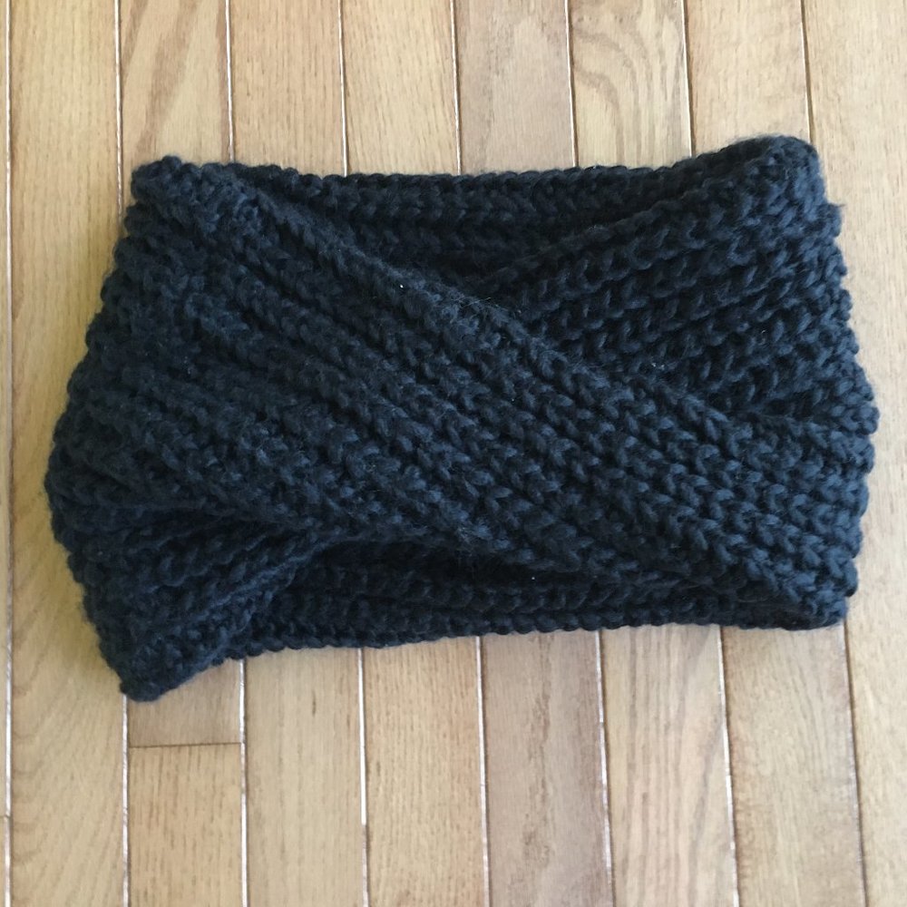 Beautiful black double layer twisted cowl scarf